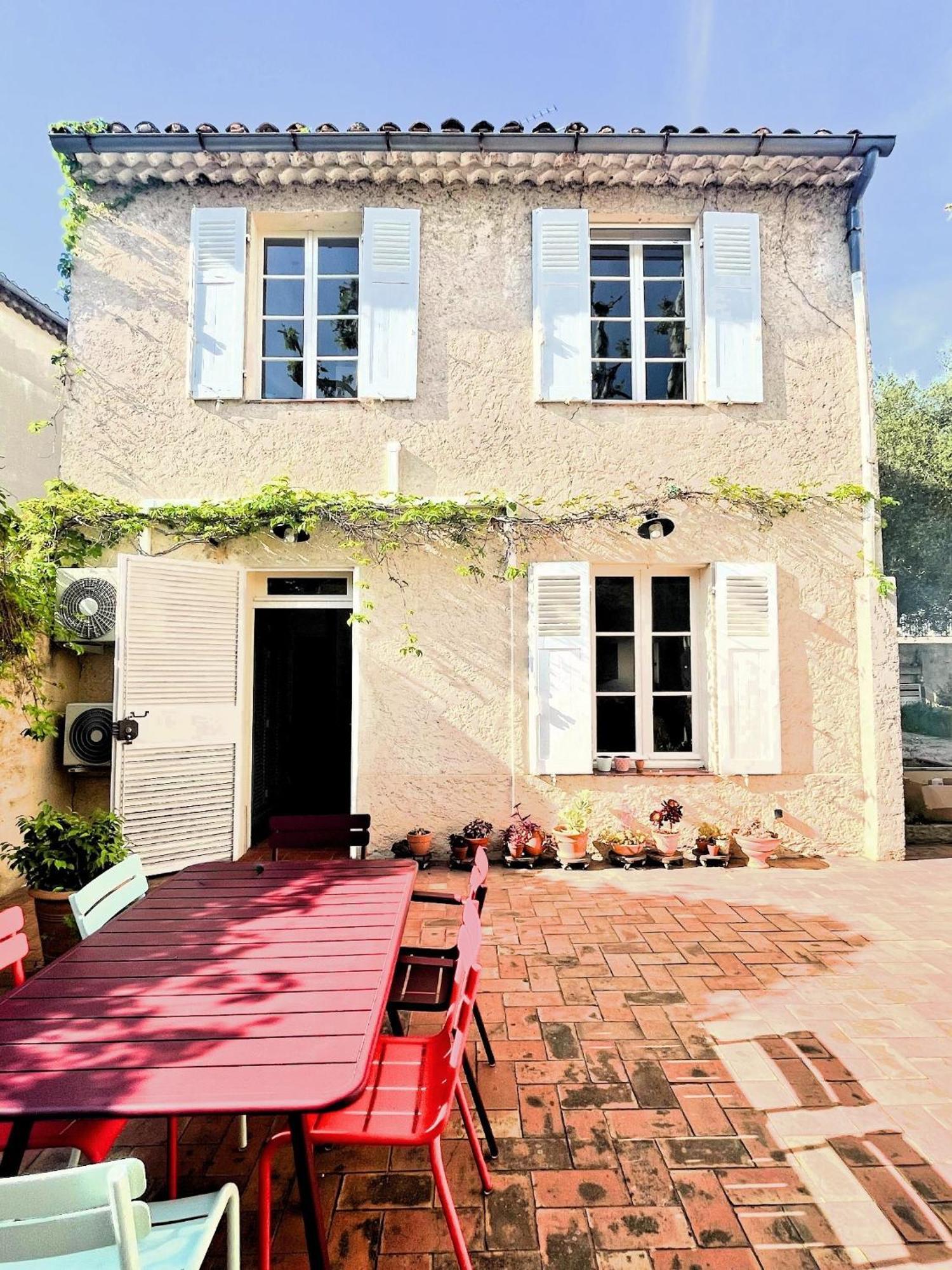 Апартаменты La Petite Bastide Каси Экстерьер фото